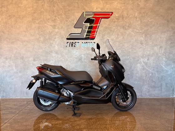 YAMAHA XMAX 250 CONNECTED ABS YAMAHA XMAX 250 CONNECTED ABS